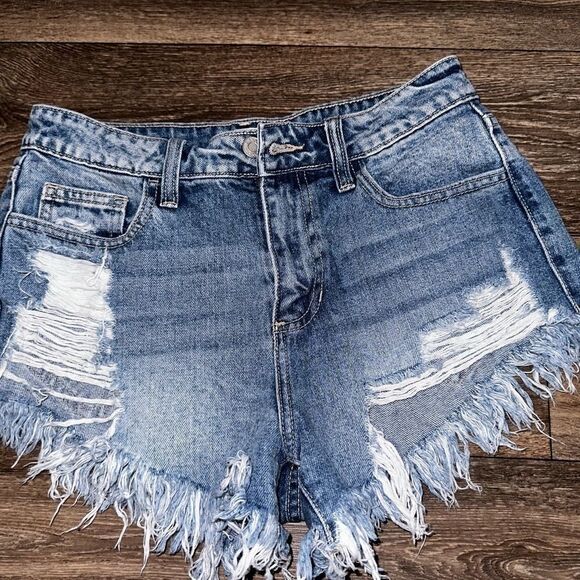 Cello Denim Shorts sz S - Picture 1 of 9